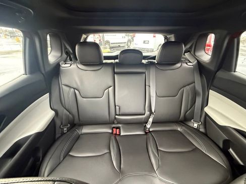 New 2026 Jeep Compass Limited w/ Sun, Sound & Navigation Group image 15