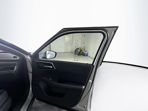 Used 2024 Mitsubishi Outlander SE image 31