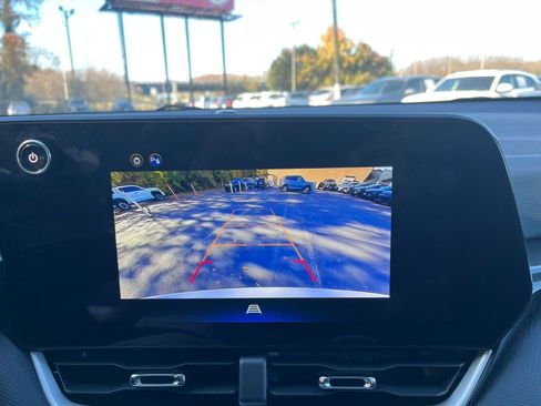 Used 2025 Chevrolet Equinox LT image 17