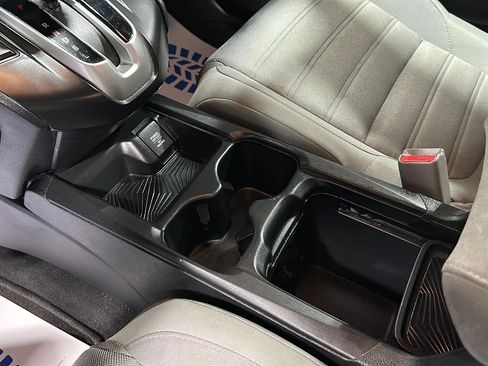 Used 2017 Honda CR-V LX image 23