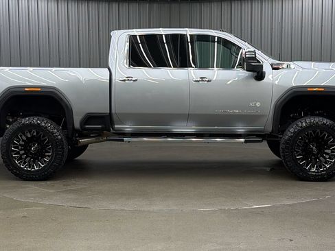 Used 2026 GMC Sierra 3500 Denali w/ Denali Reserve Package AWD/4WD image 6