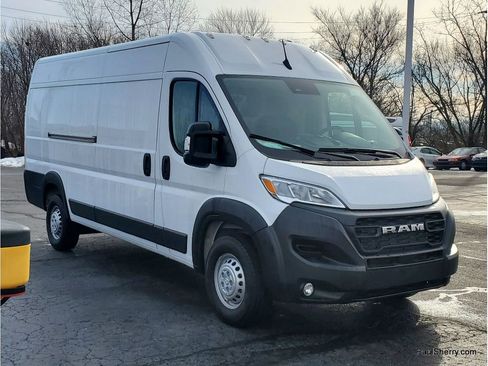 New 2026 RAM ProMaster 3500 w/ Convenience Group FWD image 16