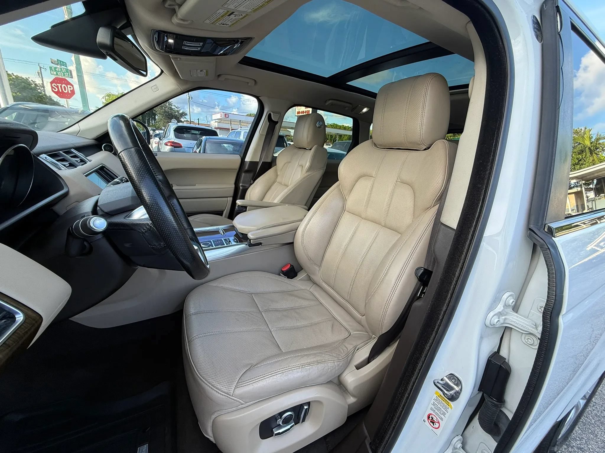 Used 2016 Land Rover Range Rover Sport HSE AWD/4WD image 10