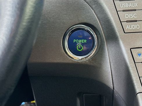 Used 2013 Toyota Prius Four image 19