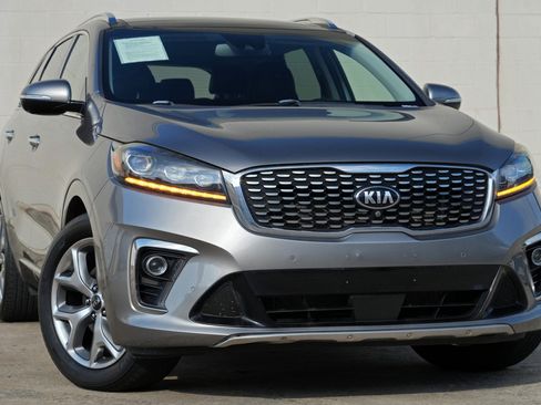 Used 2019 Kia Sorento SX w/ SX Touring Package AWD/4WD image 2