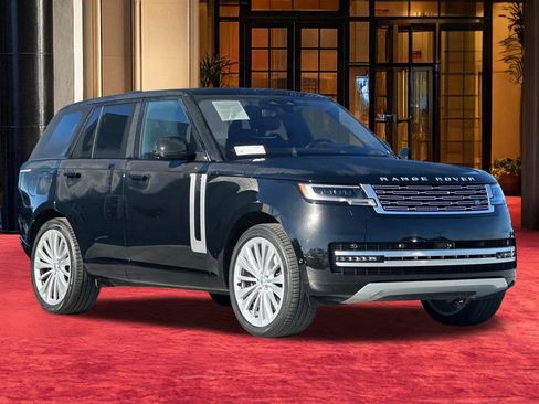 Used 2023 Land Rover Range Rover First Edition image 8
