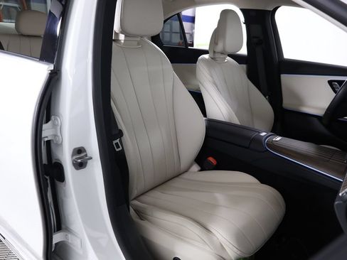 Certified 2025 Mercedes-Benz E 450 4MATIC Sedan image 50