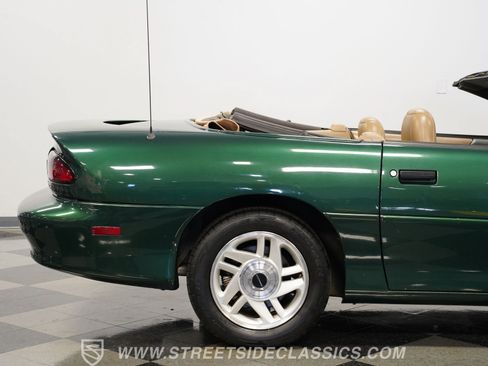 Used 1995 Chevrolet Camaro Z28 RWD image 30