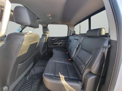 Used 2018 GMC Sierra 2500 Denali w/ Duramax Plus Package image 28