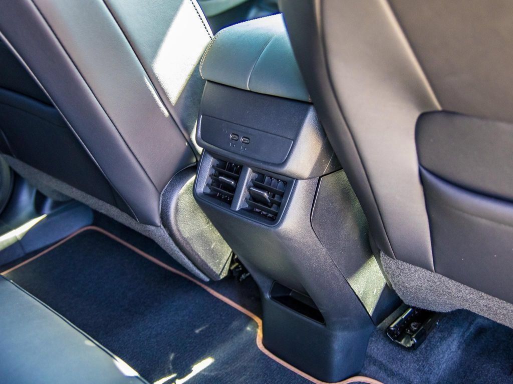New 2026 GMC Terrain AT4 w/ Technology Package II AWD/4WD image 38