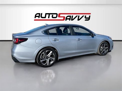 Used 2022 Subaru Legacy Limited image 7