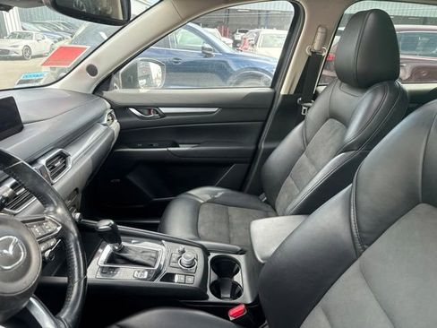 Used 2019 MAZDA CX-5 Touring FWD image 5