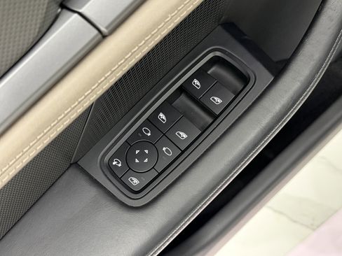 Certified 2023 Porsche Taycan Turbo S image 30