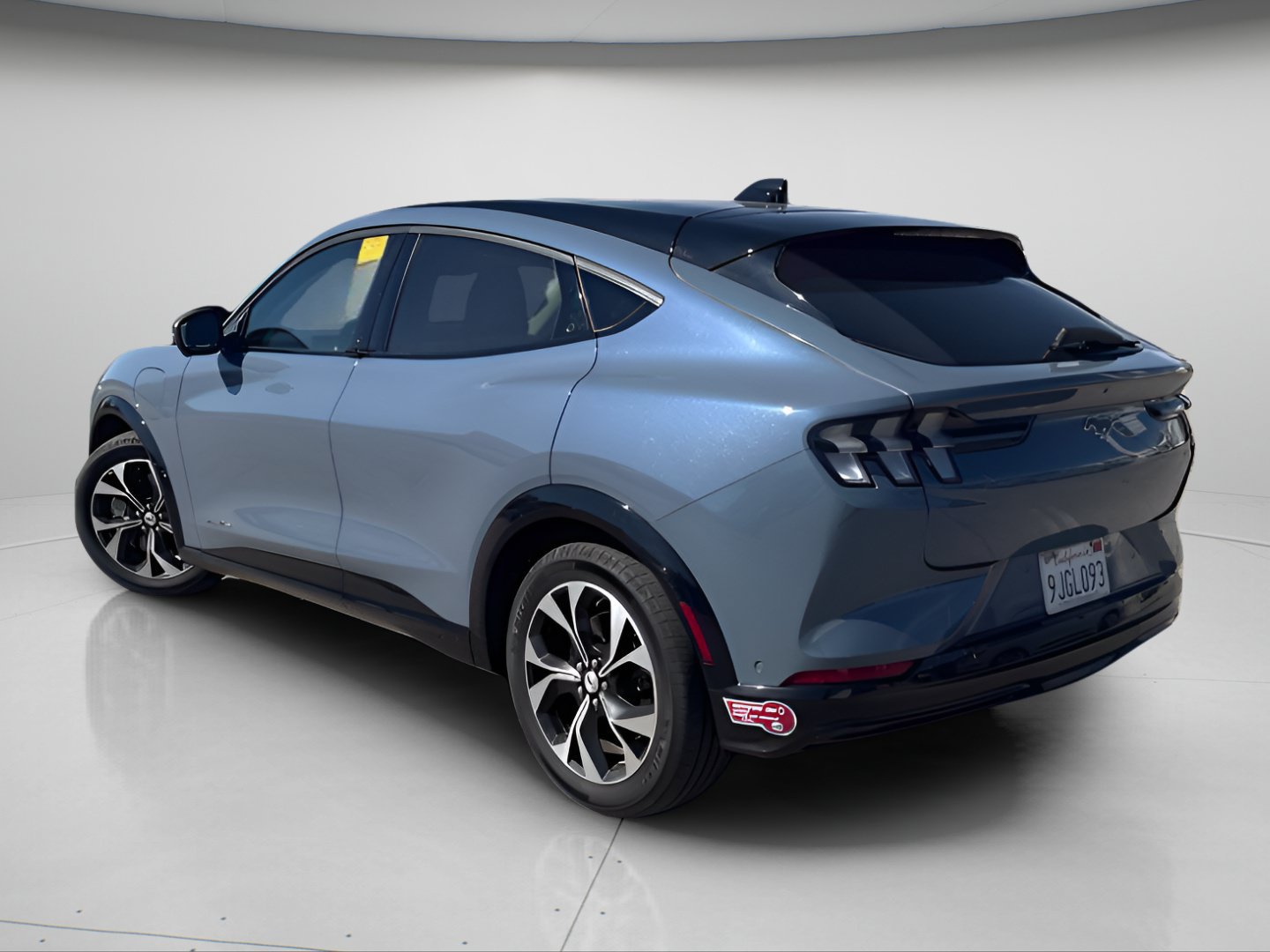 Used 2023 Ford Mustang Mach-E Premium AWD/4WD image 9