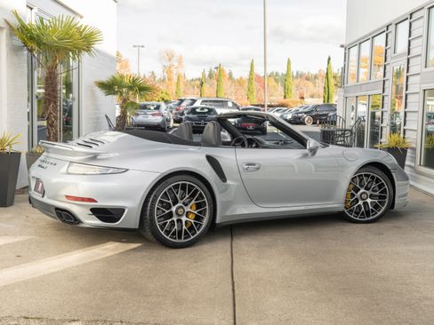 Used 2014 Porsche 911 Turbo S image 7