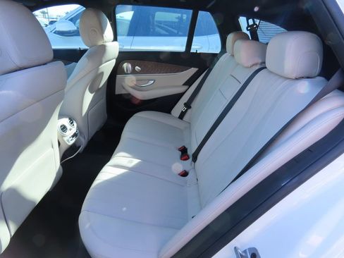 Used 2022 Mercedes-Benz E 450 4MATIC All-Terrain Wagon image 11