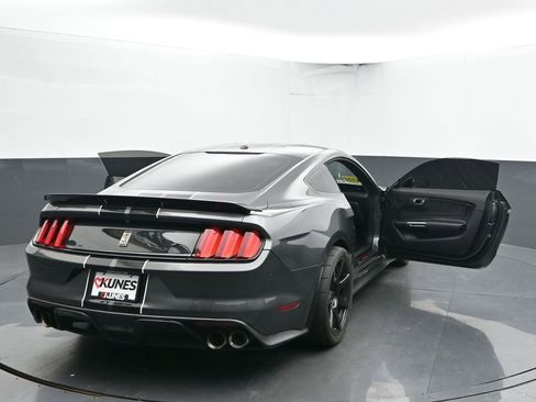 Used 2017 Ford Mustang Shelby GT350 image 54