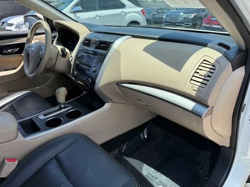 Used 2015 Nissan Altima 2.5 S w/ Power Driver Seat Package FWD image 19
