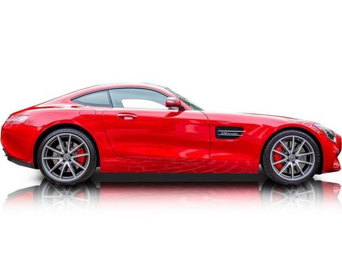 Used 2016 Mercedes-Benz AMG GT S image 2