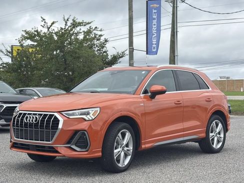 Used 2022 Audi Q3 2.0T Premium Plus AWD/4WD image 12