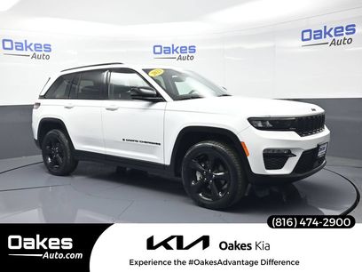 Used 2023 Jeep Grand Cherokee Limited w/ Black Appearance Package