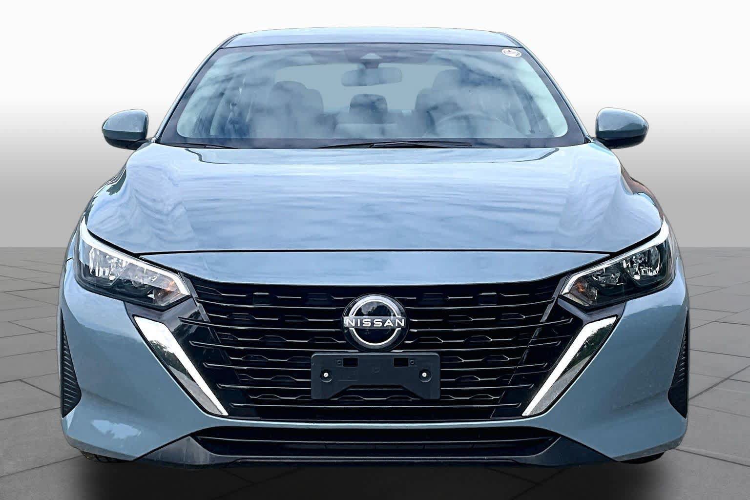 Used 2024 Nissan Sentra SV FWD image 4