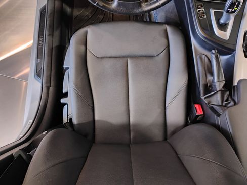 Used 2017 BMW 320i Sedan image 46