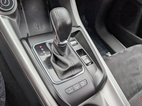 Used 2024 Alfa Romeo Tonale Veloce image 30