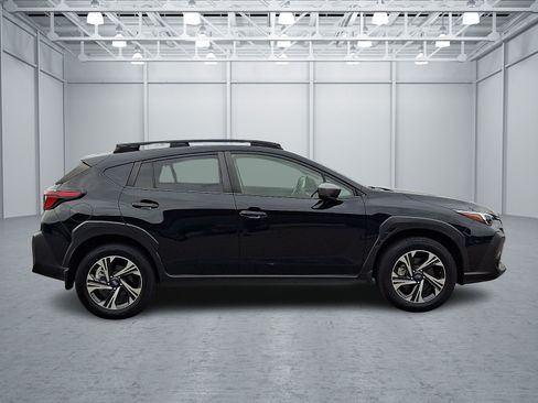 Used 2024 Subaru Crosstrek 2.0i Premium AWD/4WD image 7