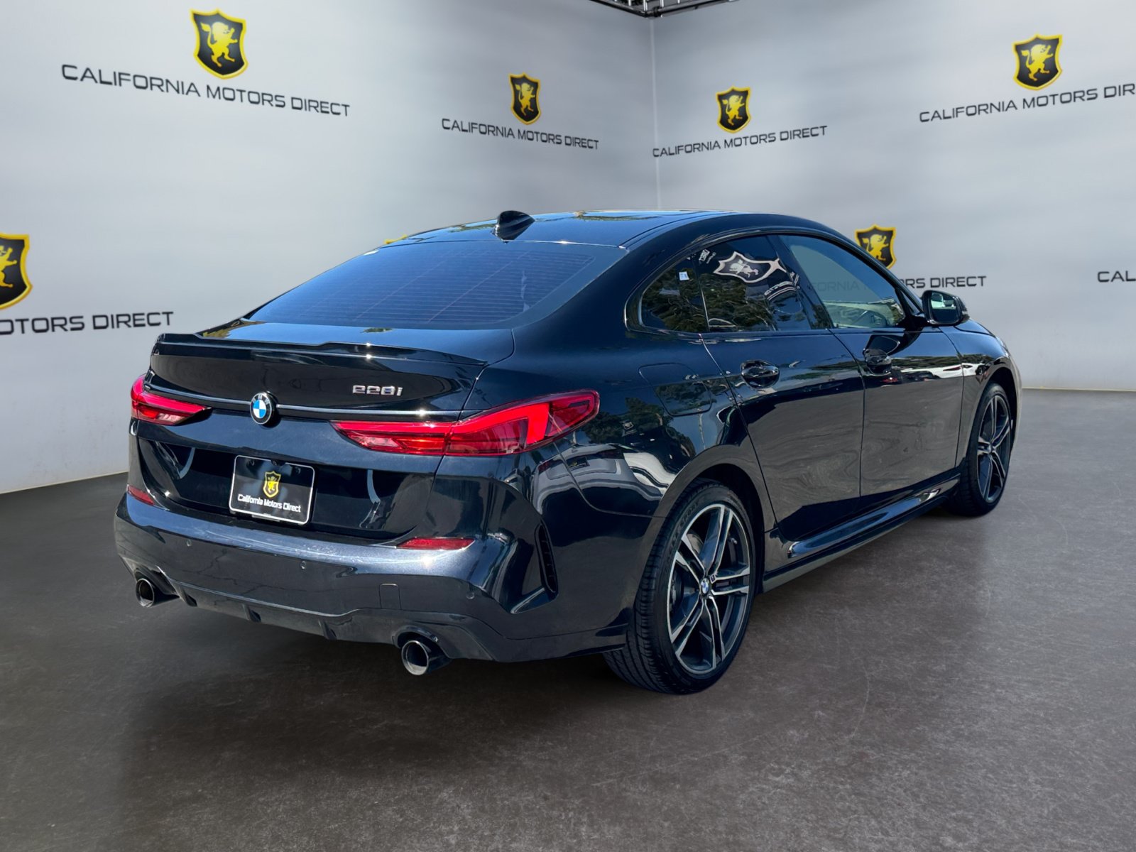 Used 2022 BMW 228i Gran Coupe w/ M Sport Package FWD image 5