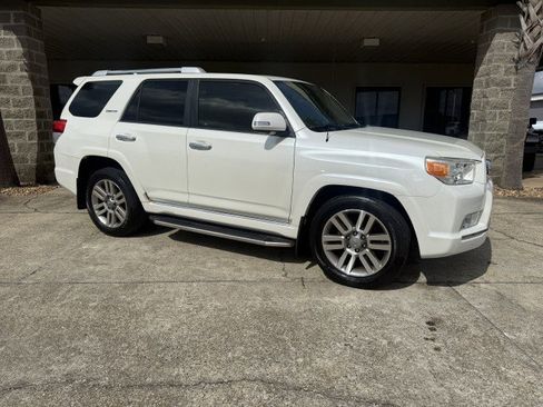 Used 2013 Toyota 4Runner Limited image 3