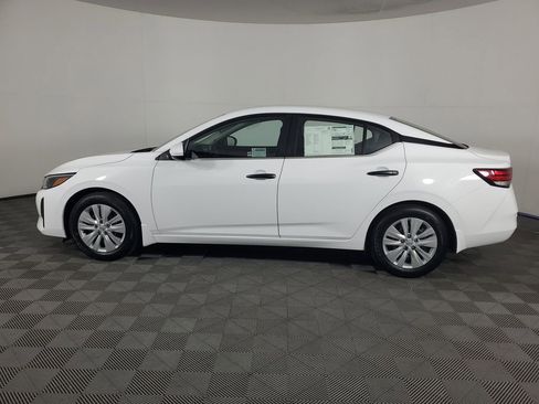 New 2025 Nissan Sentra S image 7