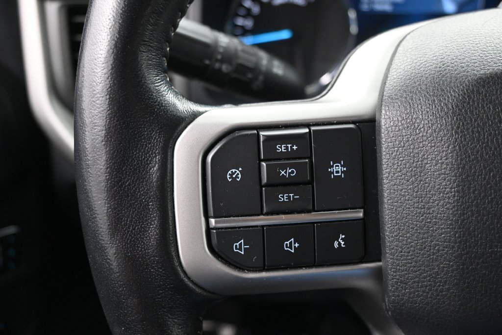 Used 2024 Ford Expedition XLT RWD image 16