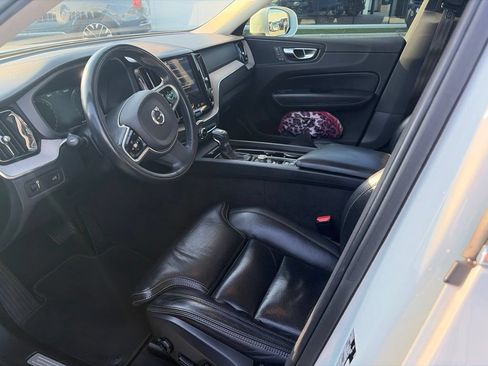 Used 2018 Volvo XC60 T5 Inscription w/ Luxury Seat Package AWD/4WD image 1