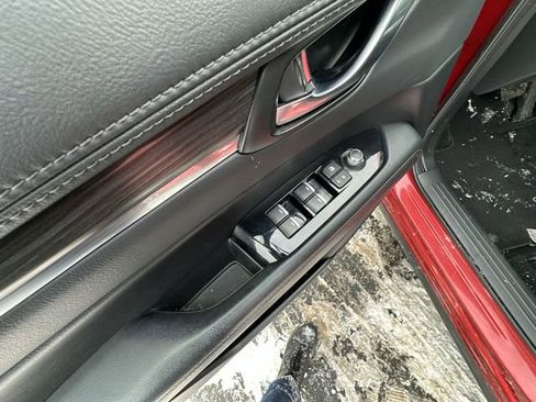 Used 2023 MAZDA CX-5 AWD 2.5 S w/ Premium Package image 17