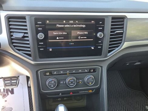 Used 2021 Volkswagen Atlas SE w/ Panoramic Sunroof Package FWD image 19