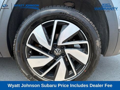 Used 2025 Volkswagen Atlas SE FWD image 5