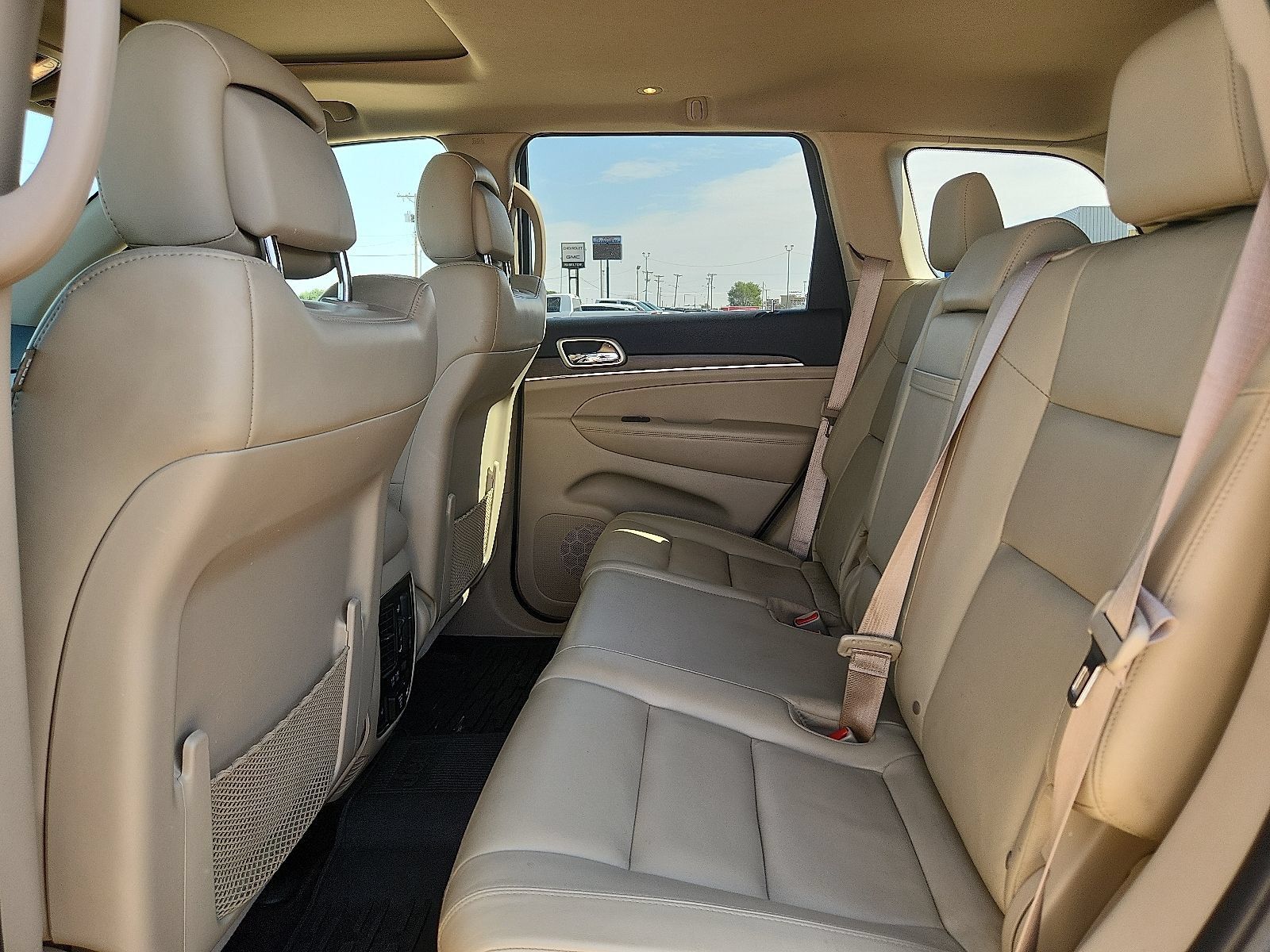 Used 2017 Jeep Grand Cherokee Limited AWD/4WD image 8