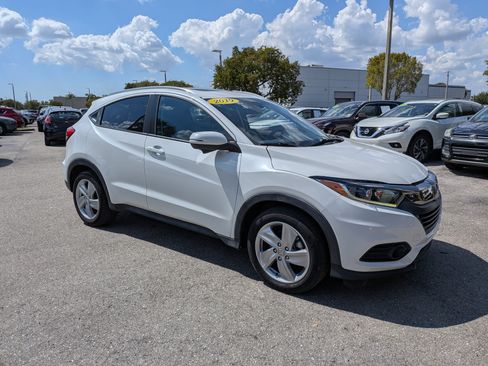 Used 2019 Honda HR-V EX image 2