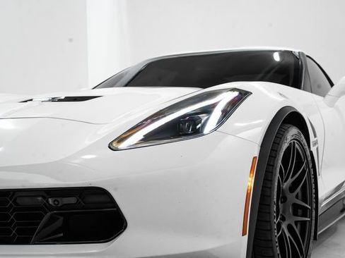 Used 2017 Chevrolet Corvette Grand Sport image 9