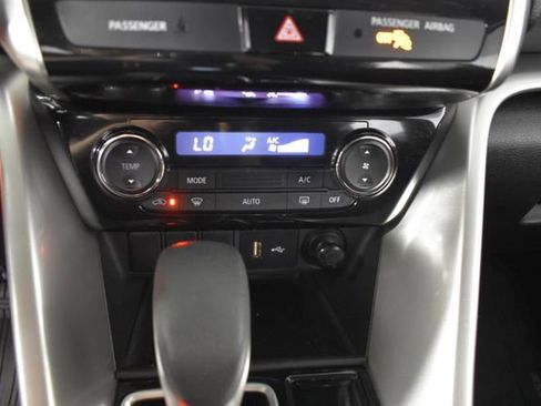Used 2019 Mitsubishi Eclipse Cross ES AWD/4WD image 21