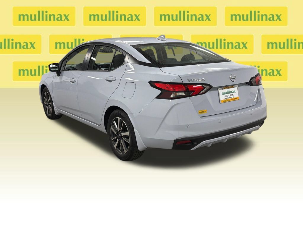 Used 2025 Nissan Versa SV w/ Trunk Package FWD image 12