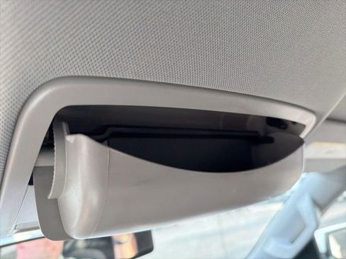 Used 2016 Chevrolet Silverado 1500 LT image 25