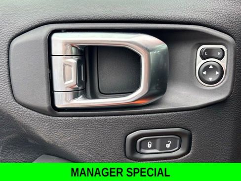 New 2025 Jeep Wrangler Unlimited Rubicon 392 image 9