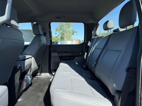 New 2025 Ford F550 4x4 Crew Cab image 10