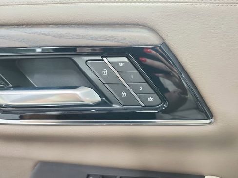 New 2026 GMC Yukon Denali w/ Sun & Power Step Package AWD/4WD image 21