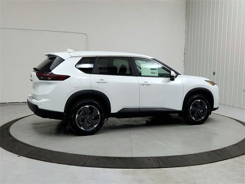 New 2026 Nissan Rogue SV image 7
