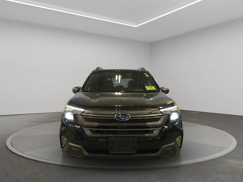Used 2026 Subaru Forester Premium AWD/4WD image 1