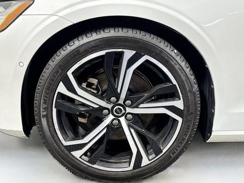 Used 2024 Volvo S60 B5 Ultimate AWD/4WD image 37