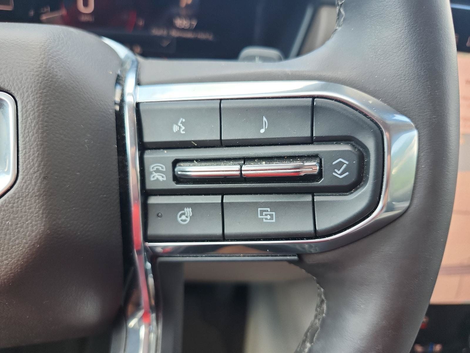 Used 2026 GMC Terrain Denali AWD/4WD image 25